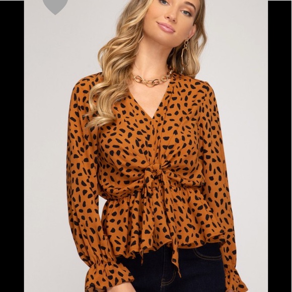 She and Sky Tops - Animal print tie front top